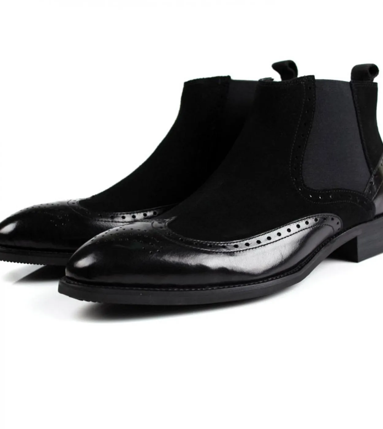 Stivali Chelsea fatti a mano in vera pelle da uomo 2023 Stivali da lavoro in pelle scamosciata di mucca italiana Slip On Brogue