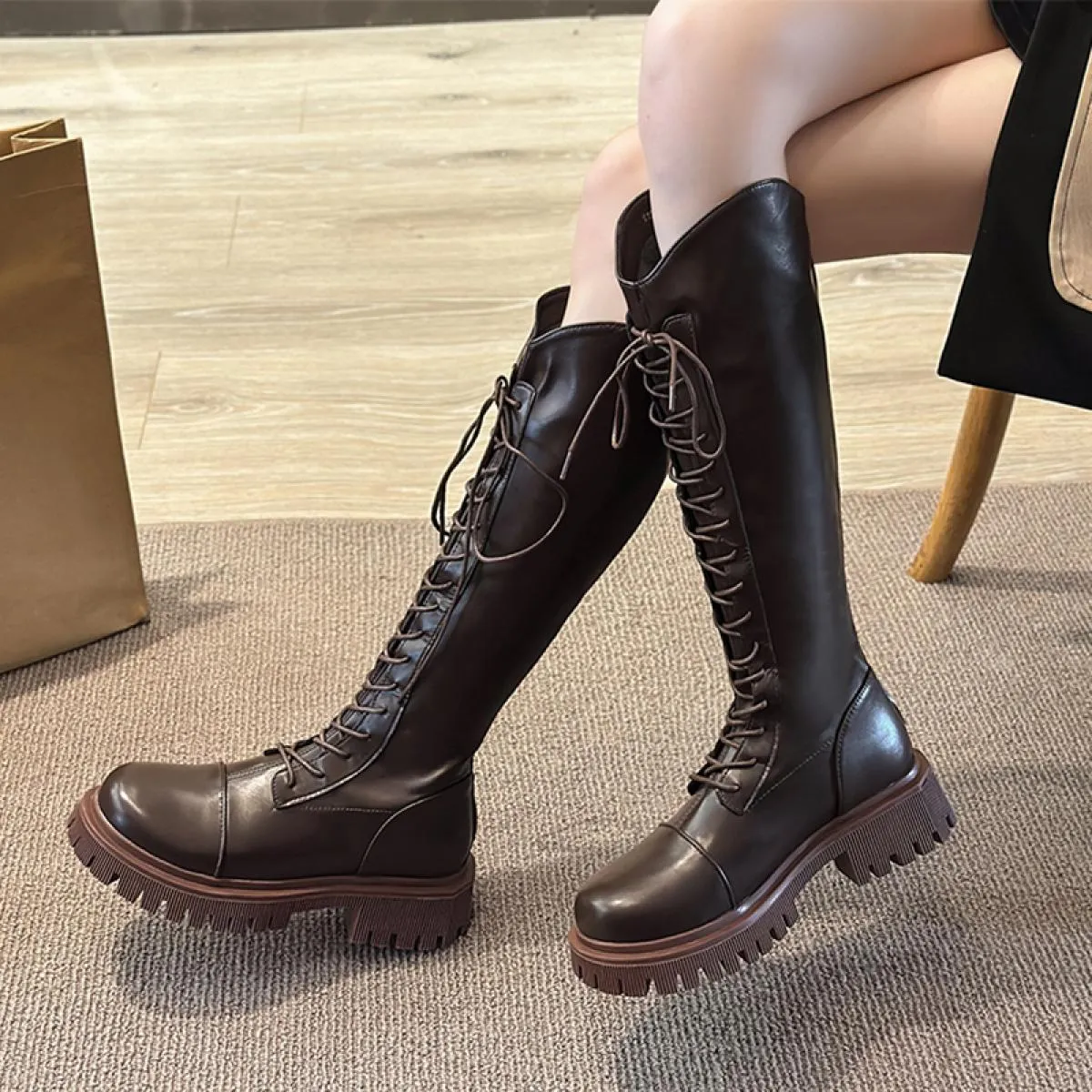 Stivali da moto Stivali Chelsea alti al ginocchio invernali Scarpe con plateau da donna Tacchi medi 2023 Fad New Trend Snow Goth