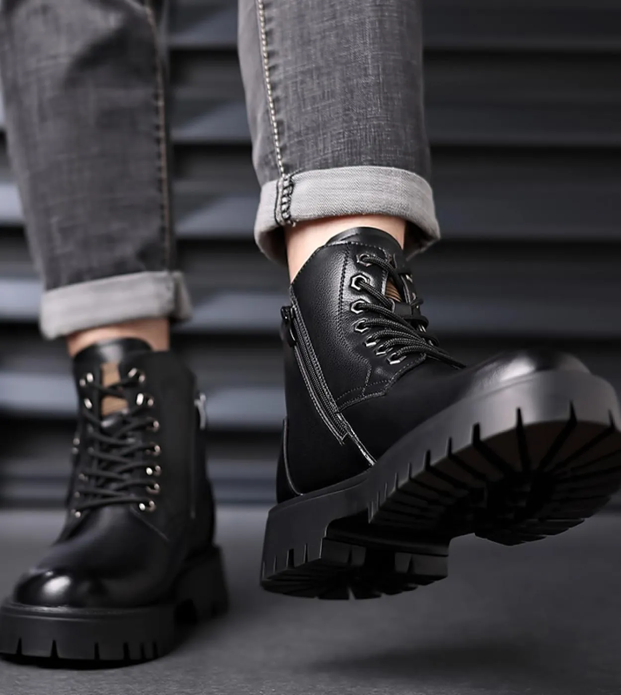 Stivali da neve caldi classici autunno inverno Suole spesse da uomo Stivali da lavoro antiscivolo Scarpe casual da esterno da uo