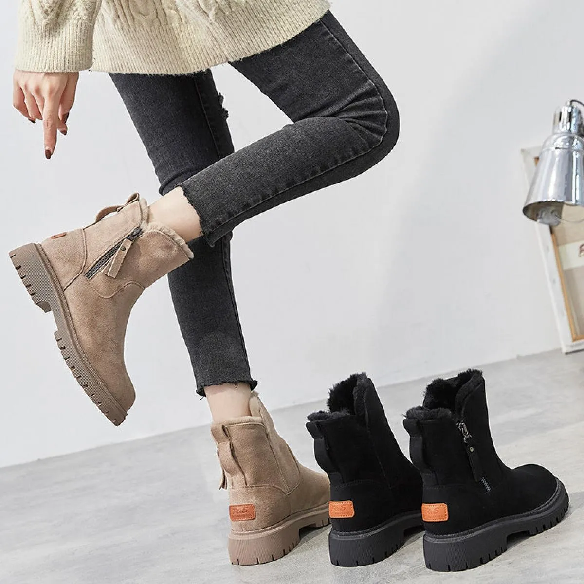 Stivali da neve Donna Inverno 2023 Nuovo Plus Scarpe da donna in velluto Stivali caldi Scarpe di cotone spesso Stivali pelosi da