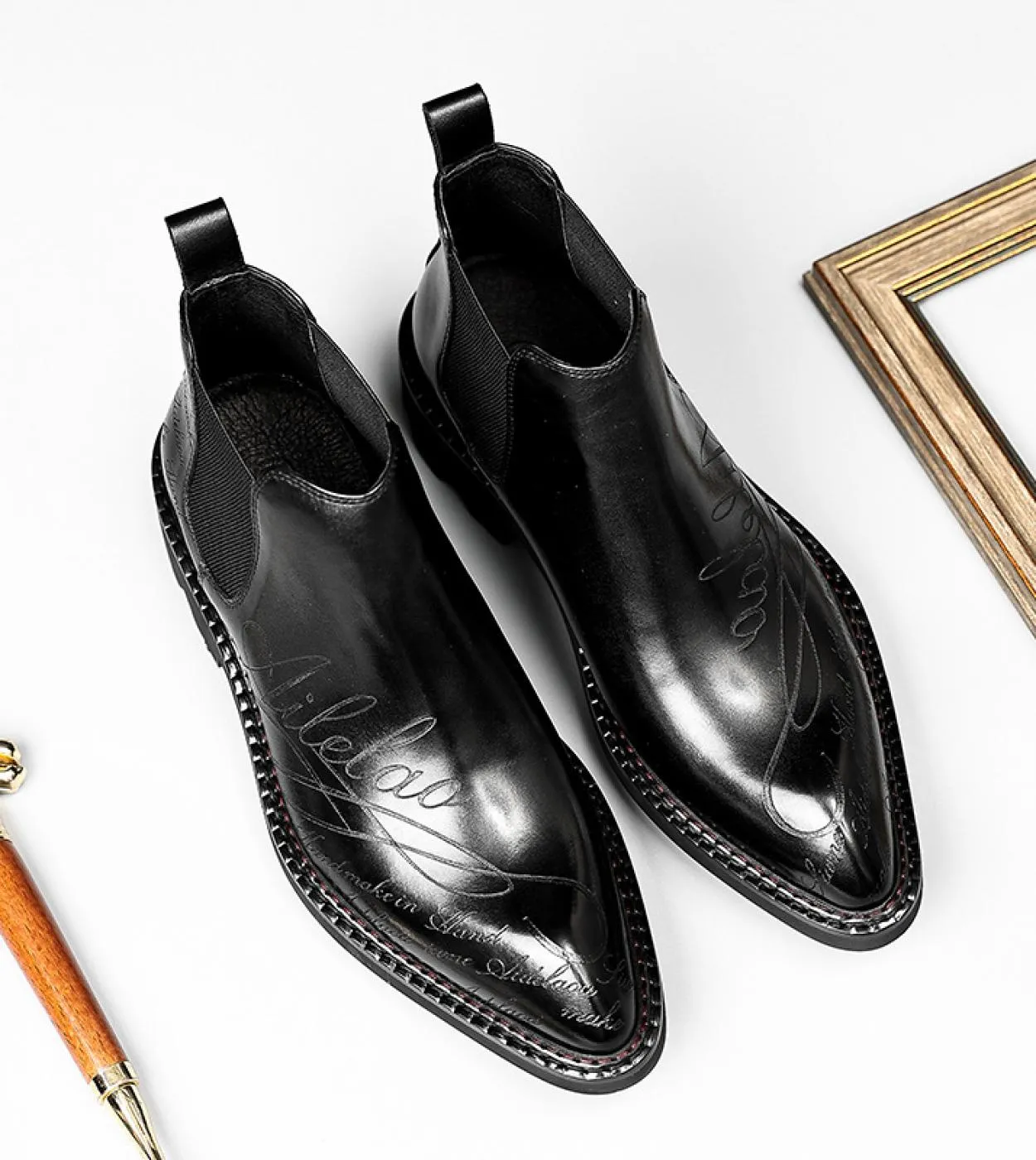 Stivali da uomo con plateau in vera pelle Scarpe Chelsea alla caviglia da uomo di moda di design fatto a mano di lusso Nuovo sti