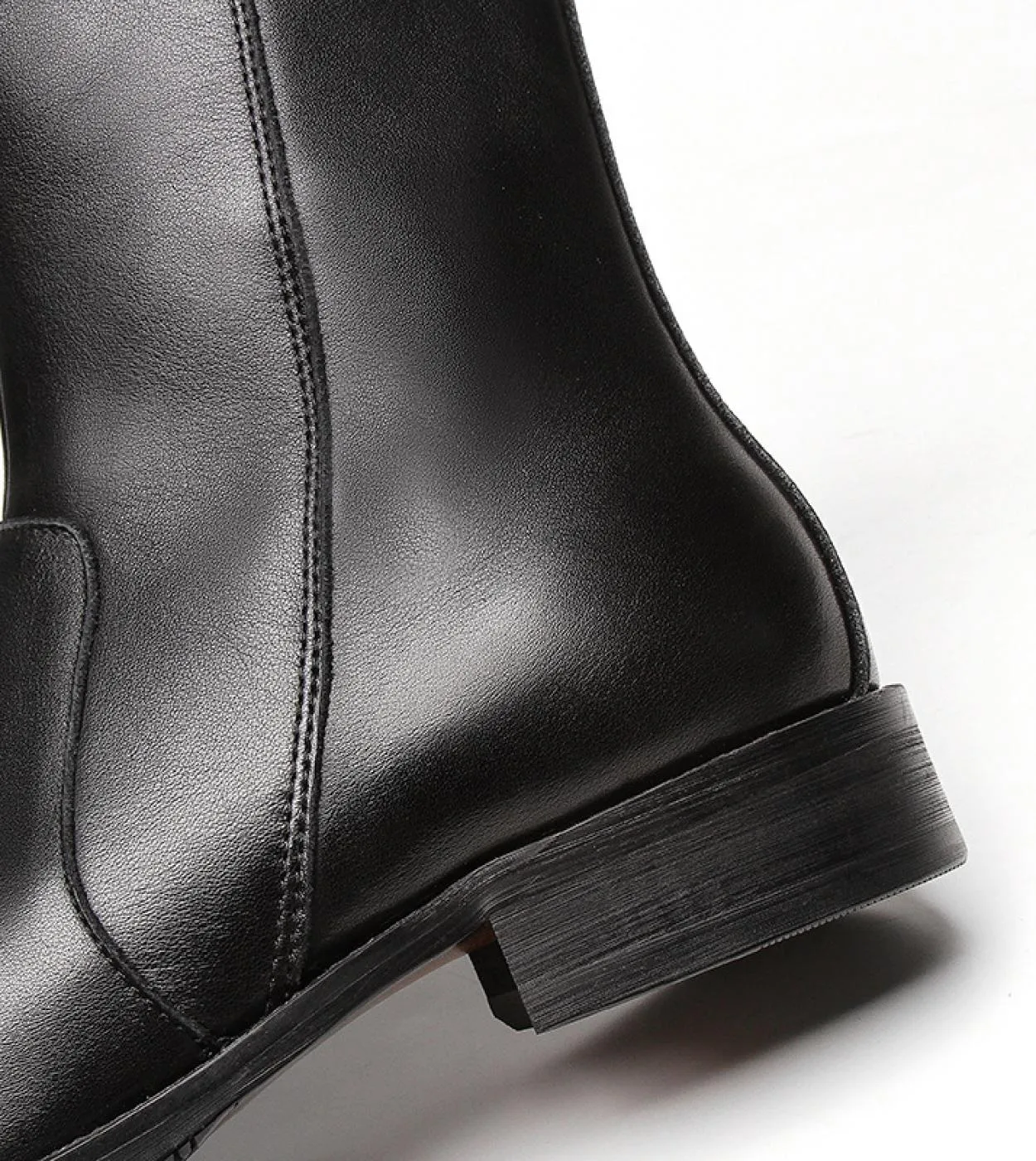 Stivali da uomo di marca di lusso in vera pelle 2023 stivali Chelsea neri caldi invernali per uomo nuovo stile confortevole qual