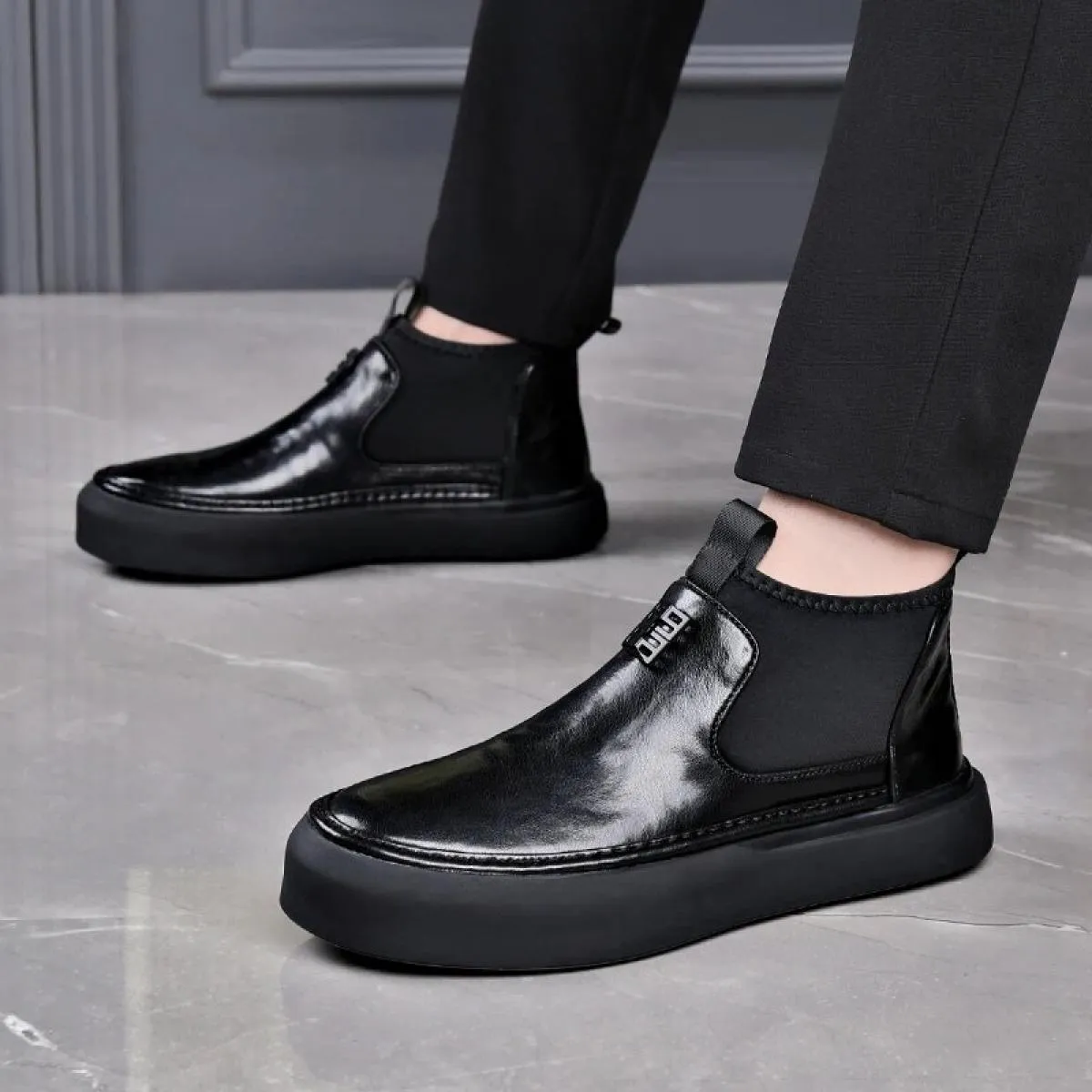 Stivali Martin da uomo in vera pelle con aumento in peluche Scarpe basse da lavoro in morbida pelle con suola morbida Chelsea co