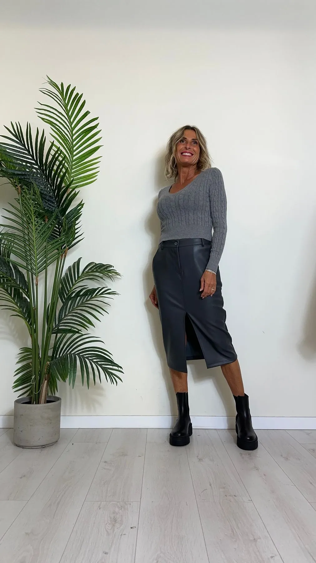 SUSYMIX - 5289 - MAGLIA TRECCE IN VISCOSA SCOLLO A V CROPPED