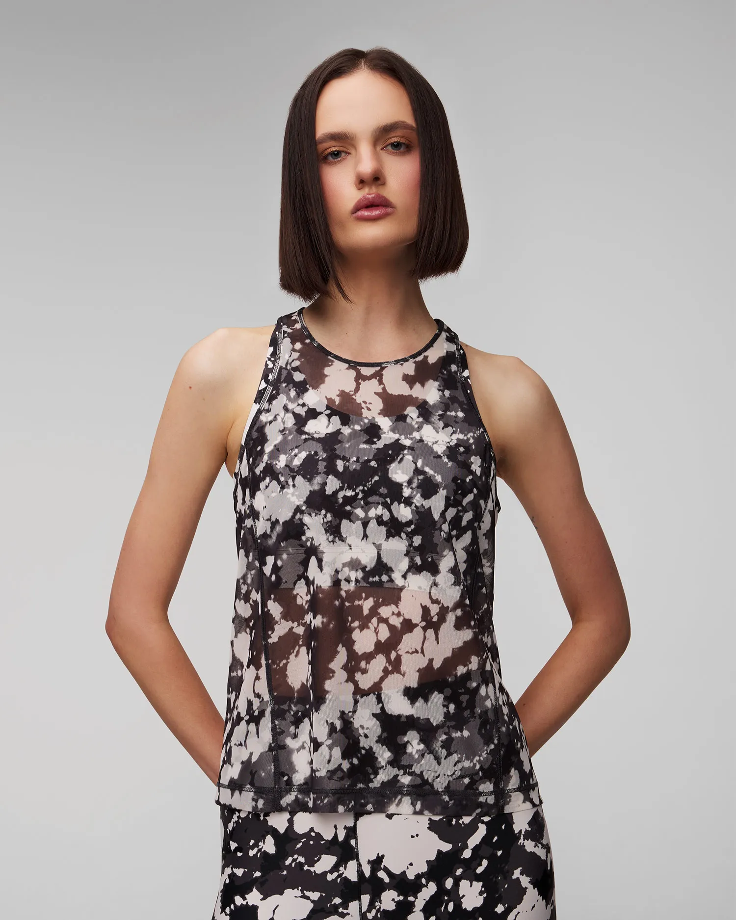 Tank top grigio da donna Casall Sheer Tank 23219-486