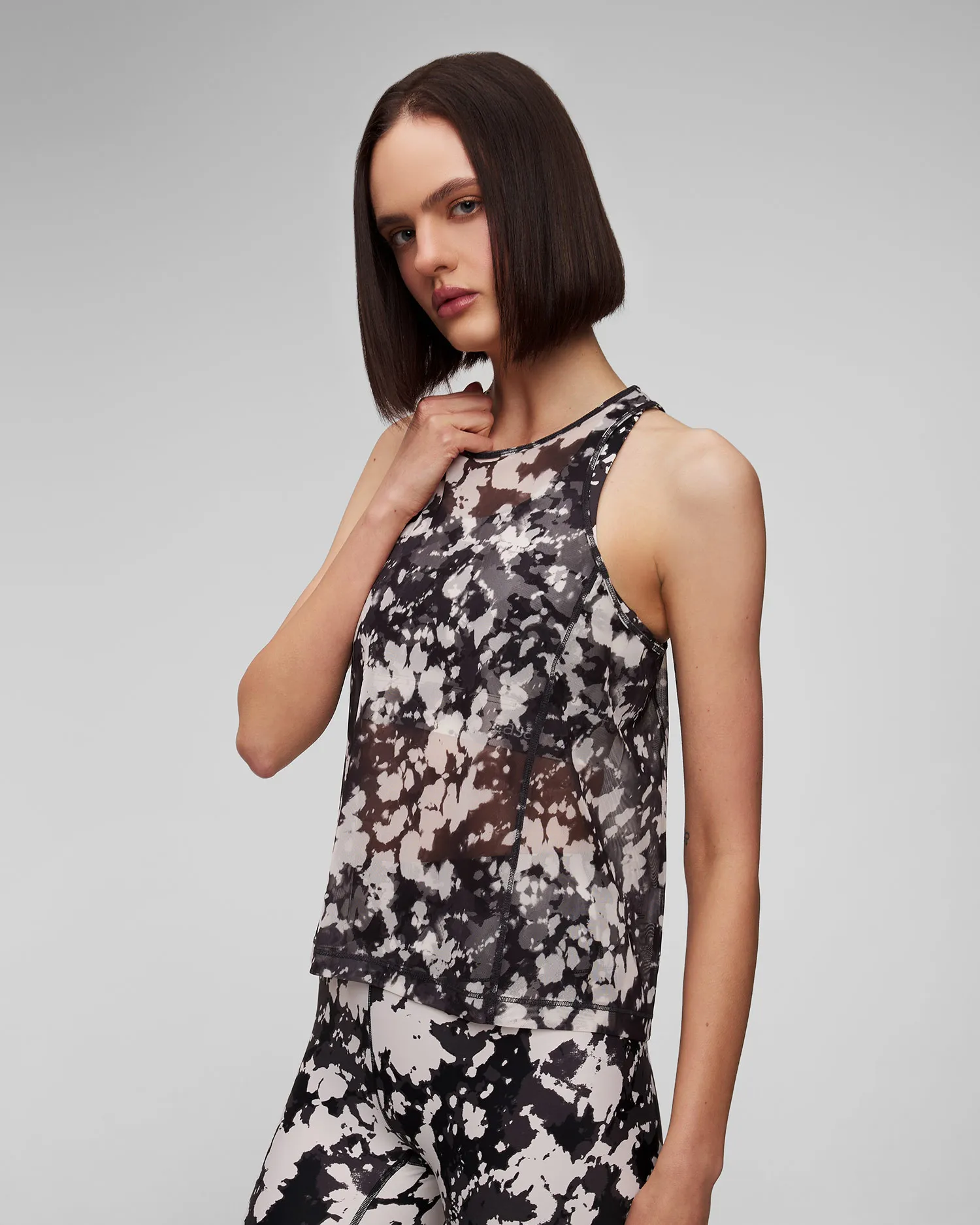 Tank top grigio da donna Casall Sheer Tank 23219-486
