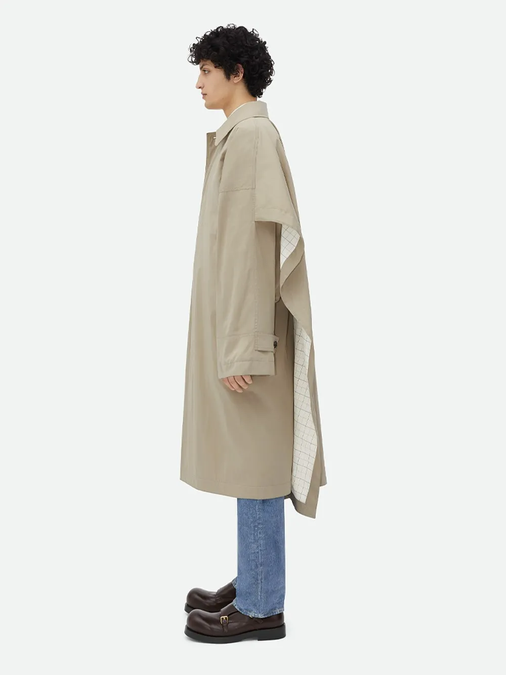 Trench-mantella